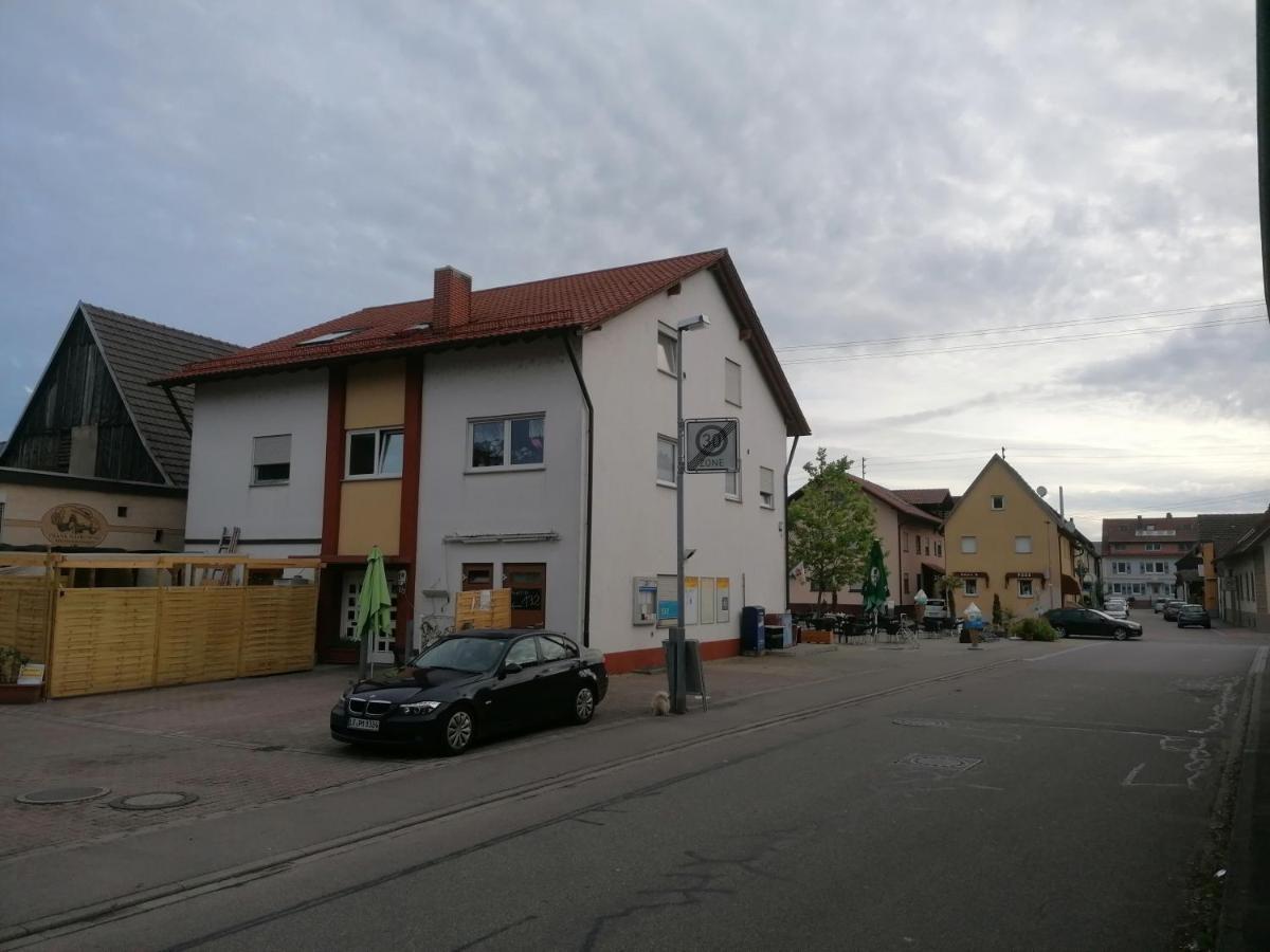 Santos Apartment Kappel-Grafenhausen Bagian luar foto